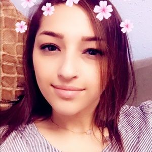 Meet your Posher, Jessica